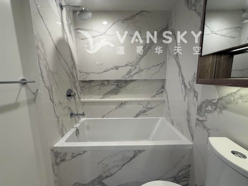 251129135519_3210 bath.jpg